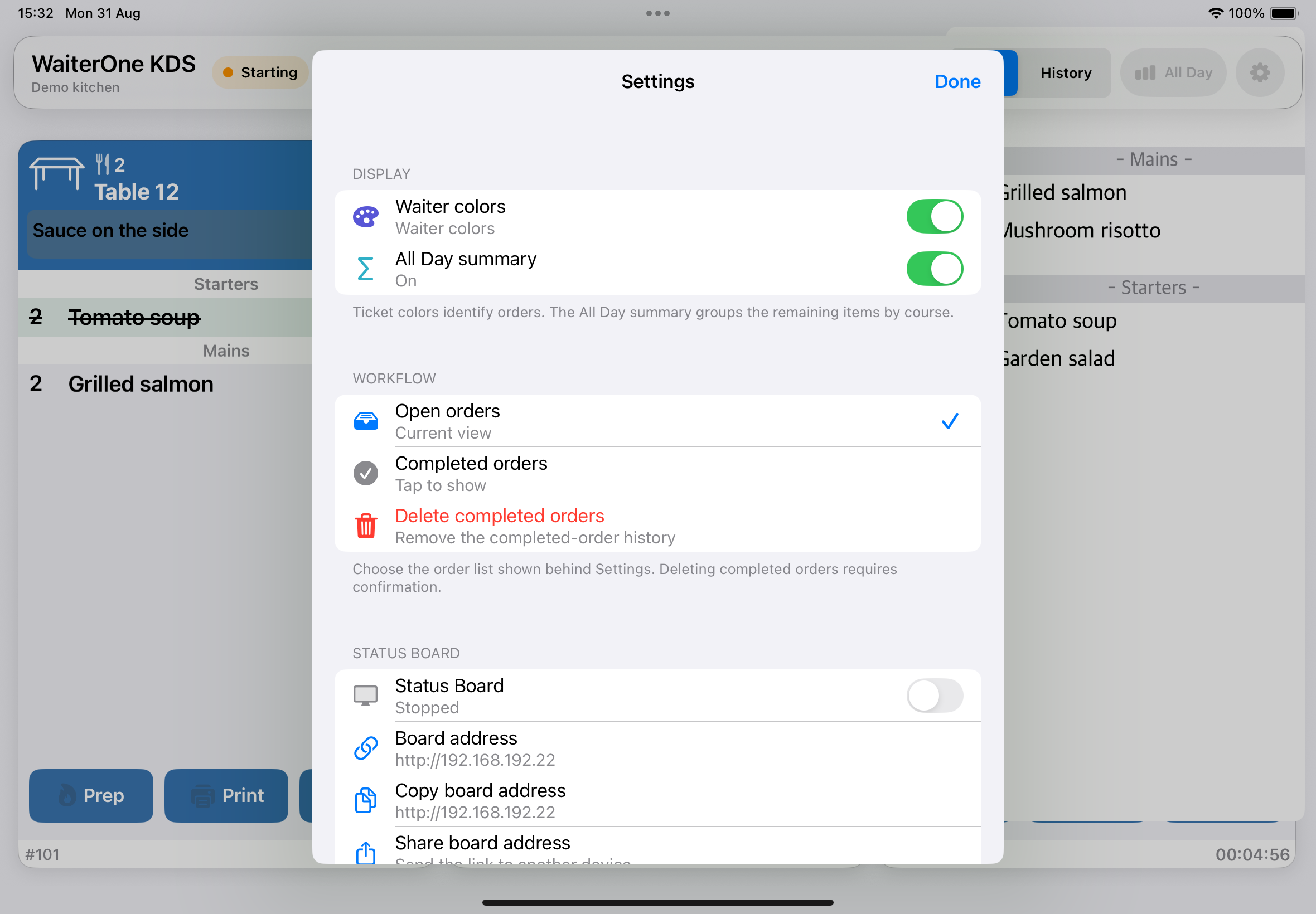 Settings groups display options, workflow and Status Board controls.